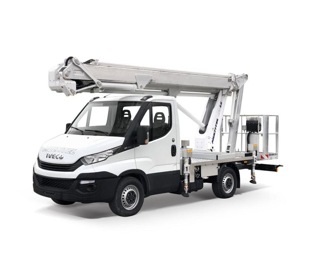 Piattaforma autocarrata MULTITEL MZ 250