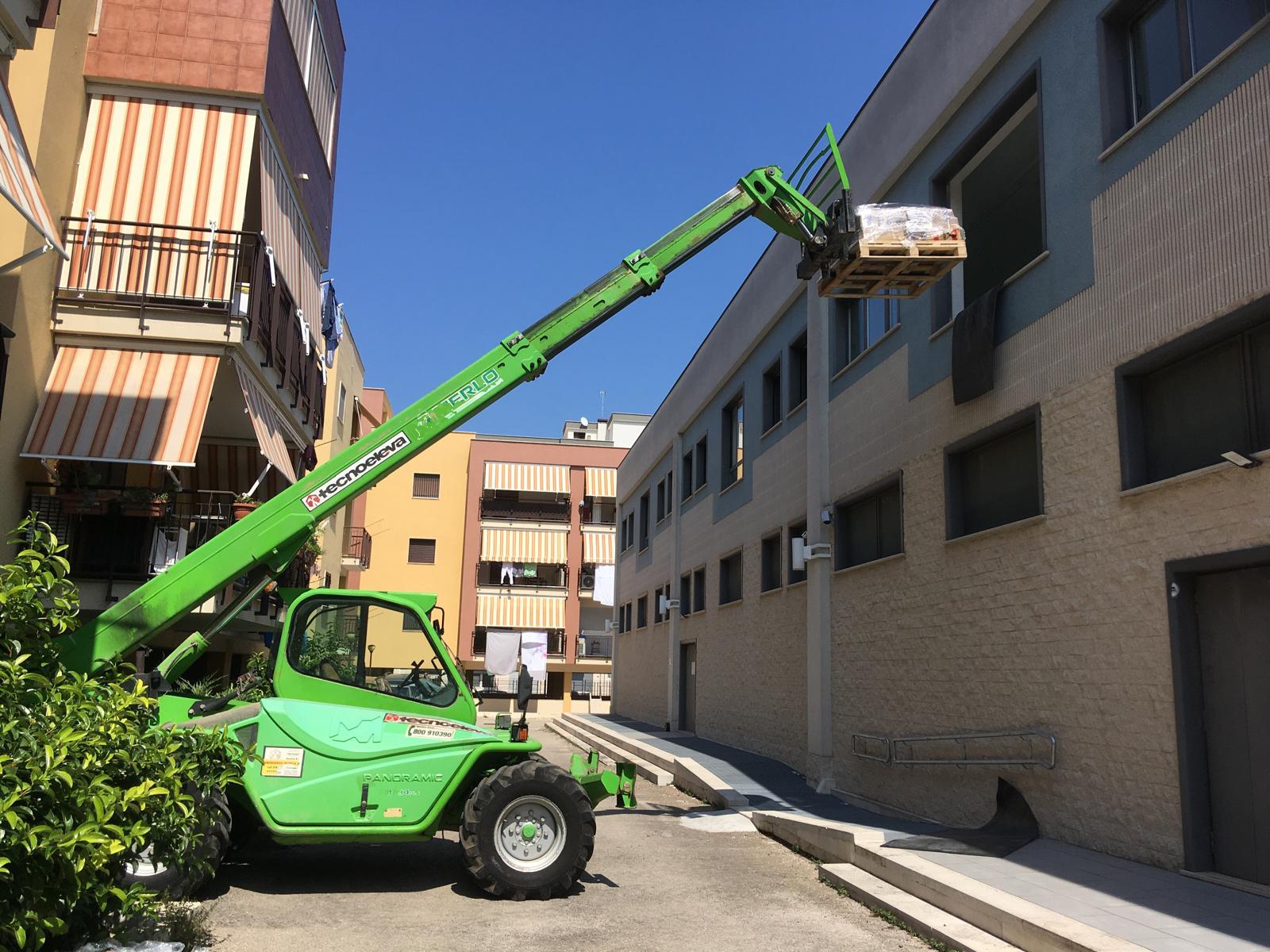 Carrello Telescopico Fisso Merlo P38.14 2 Carrello telescopico fisso Merlo P38.14