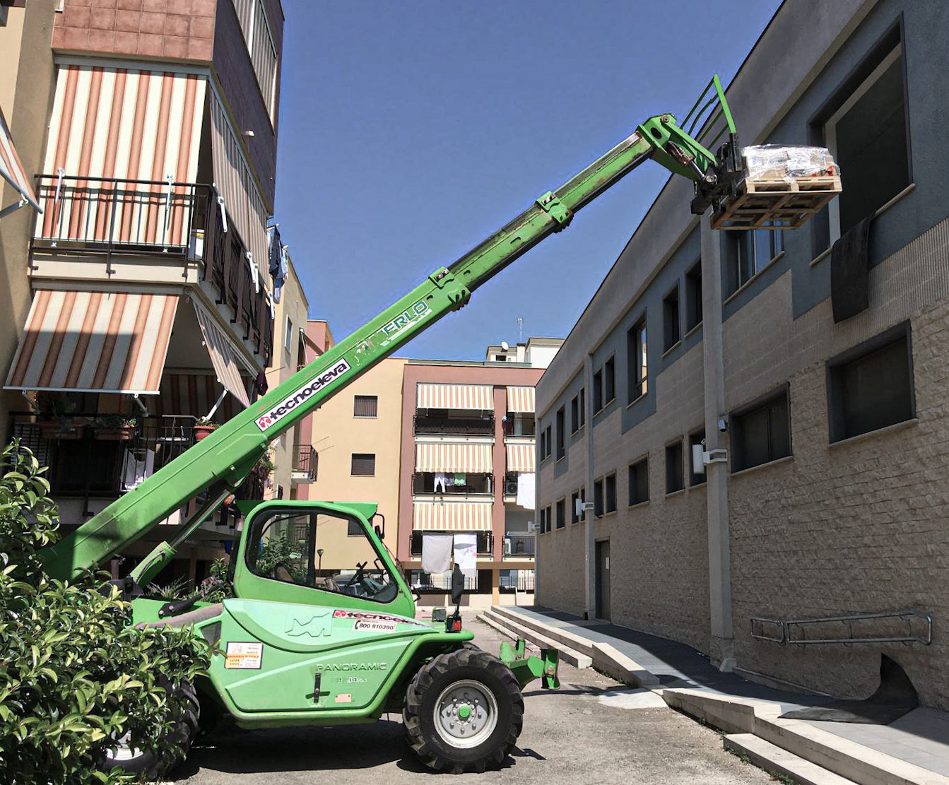 Carrelli Elevatori Telescopici