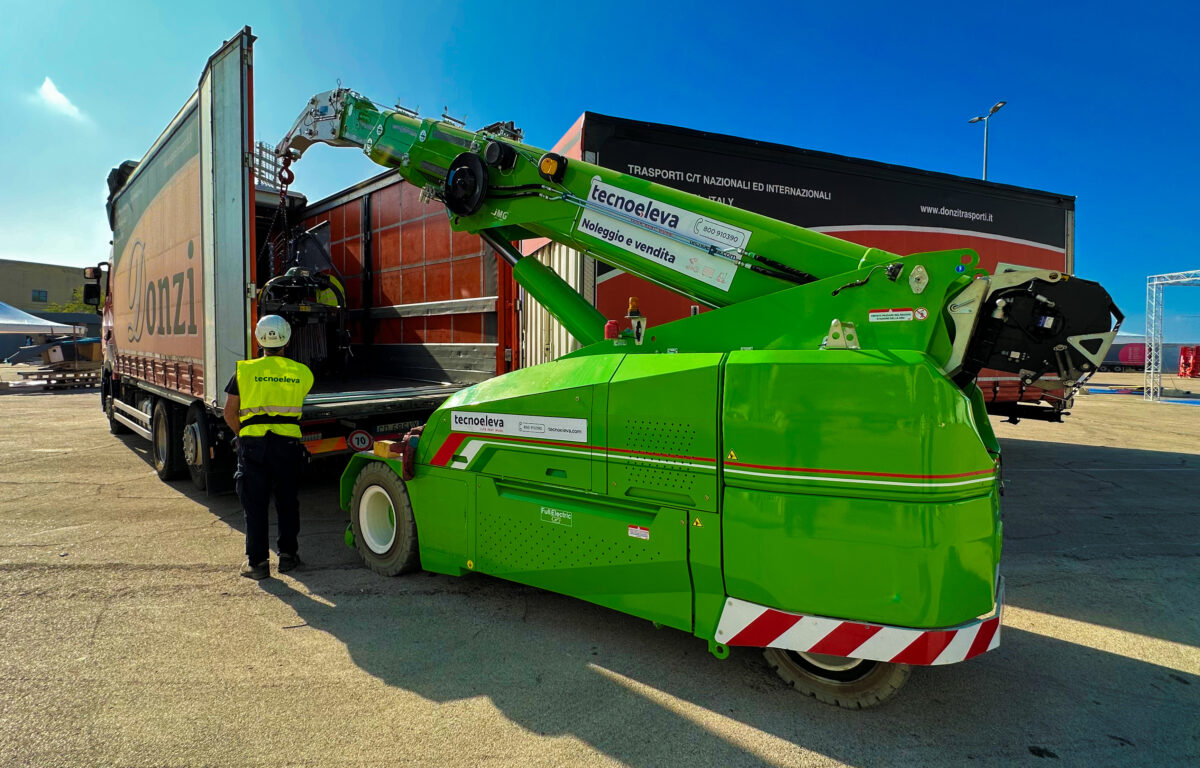 Gru Semovente Elettrica JMG Cranes MC 130S