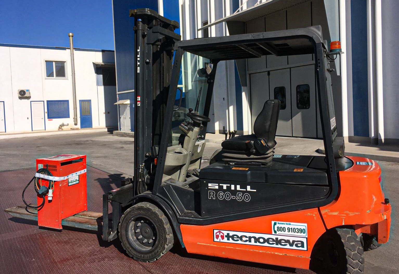 Carrelli elevatori elettrici