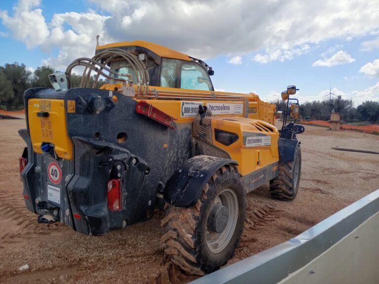 Cantiere edile: quali attrezzature a noleggio semplificano i lavori quotidiani? 6 Cantiere edile