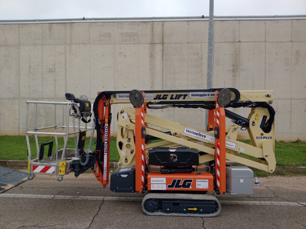 Piattaforma elevatrice elettrica